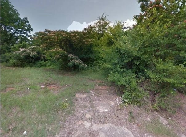 618 SE Secession AVE, Camden, AR 71701