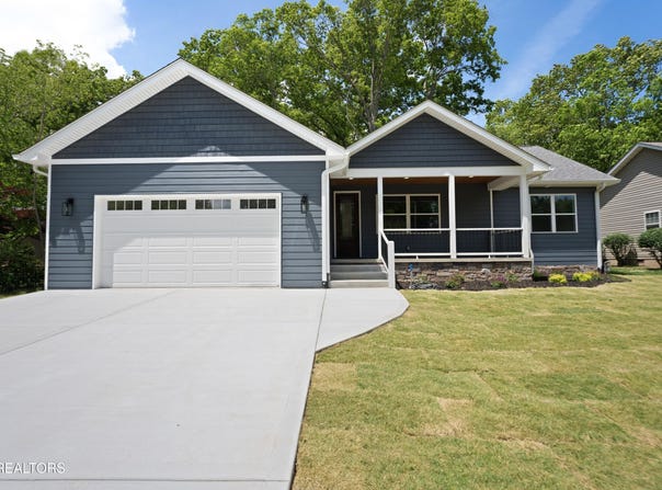 114 Britton Lane, Crossville, TN 38558
