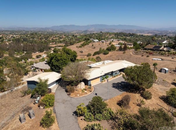 4880 San Jacinto Circle E, Fallbrook, CA 92028