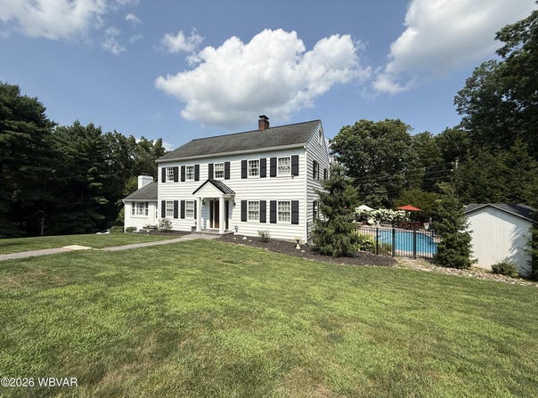 369 STADIUM Boulevard, Lewisburg, PA 17837