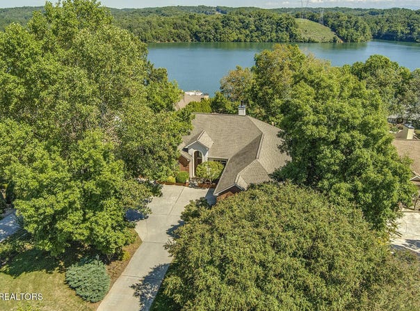 410 Catoosa Lane, Loudon, TN 37774