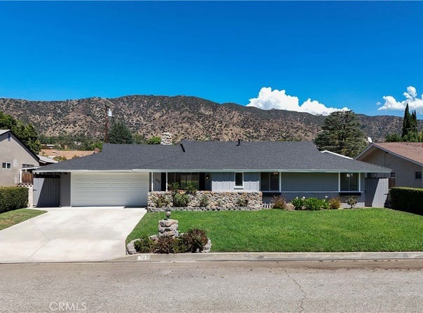 537 W Whitcomb, Glendora, CA 91741