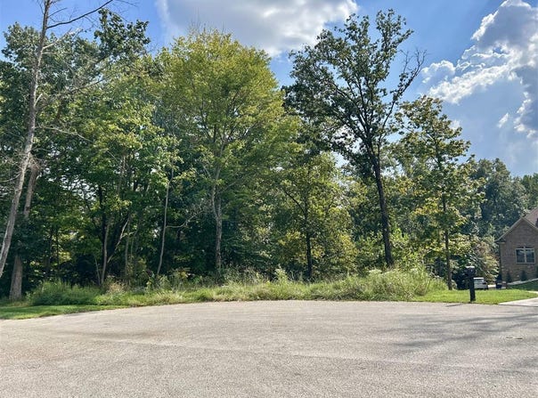149 Sir Wilburn Way, Alvaton, KY 42122