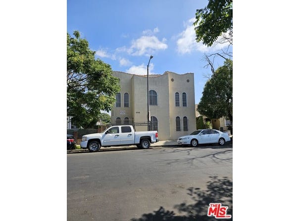 2026 W 30th St, Los Angeles, CA 90018