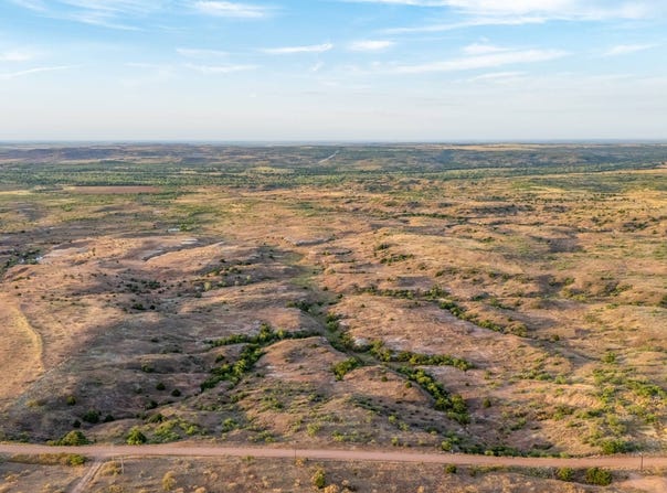 W Cr 1470 Rd, Mangum, OK 73554