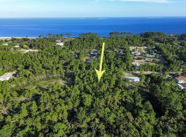 1935 Cape St, Carrabelle, FL 32322