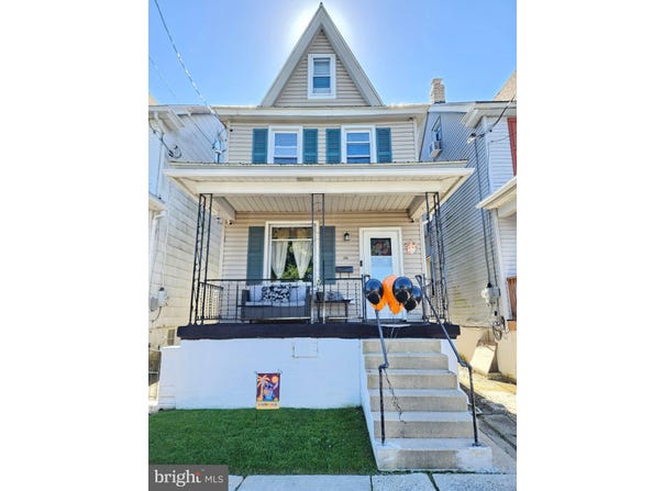 331 E HAZARD Street, SUMMIT HILL, PA 18250