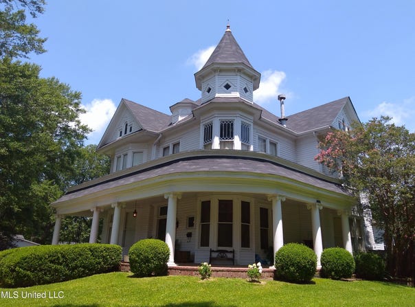 207 E Percy Street, Indianola, MS 38751