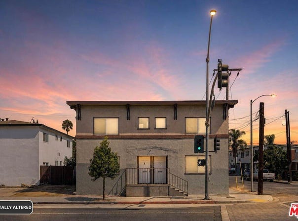 1089 E 7th St, Long Beach, CA 90813