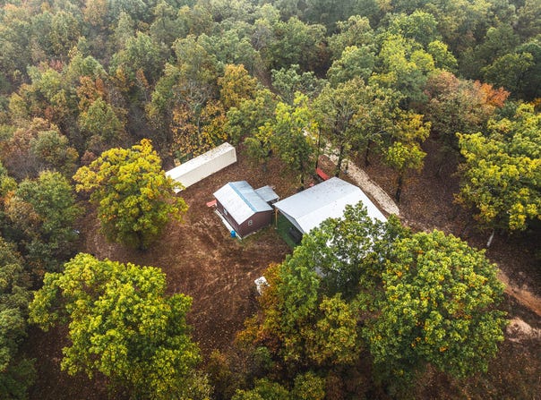 Lodge Road, Bourbon, MO 65565