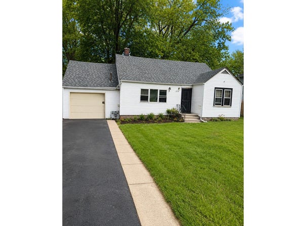 15739 Whipple Avenue, Markham, IL 60428