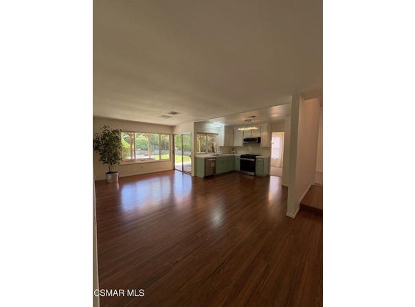 23020 Posada Drive, Valencia, CA 91354