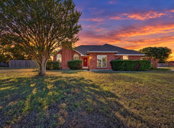 3315 Dasher Street, Lancaster, TX 75146