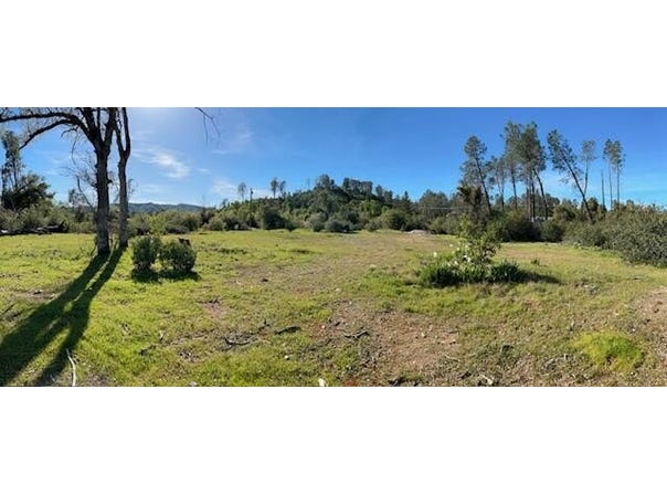 10266 White Star Road, Redding, CA 96001