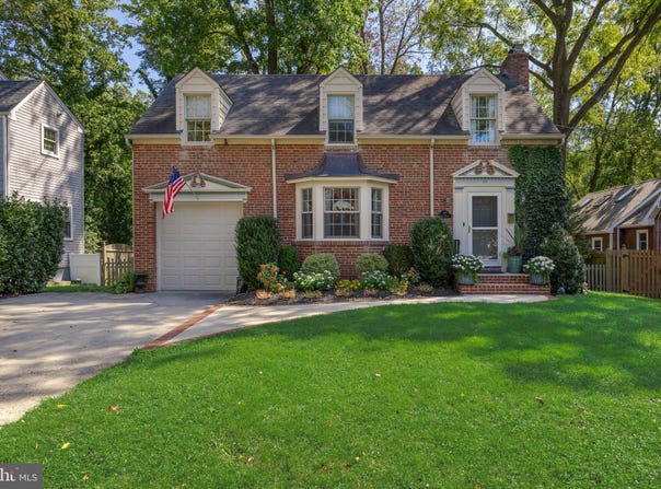 77 PARK Drive, CHERRY HILL, NJ 08002