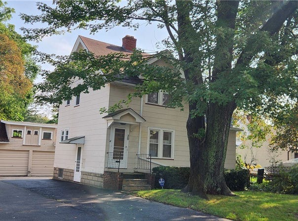 20 Surrey Road, Rochester, NY 14616