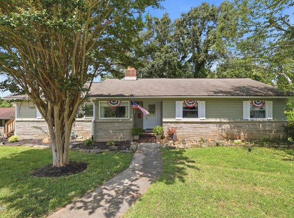 102 Nolan Road, Oak Ridge, TN 37830