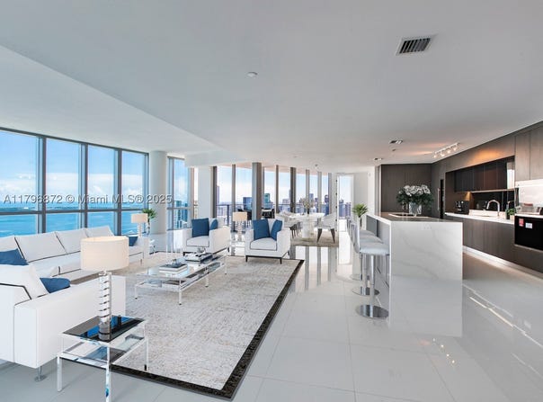 851 NE 1st Ave, Miami, FL 33132