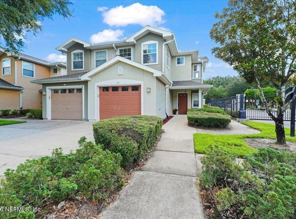 8550 ARGYLE BUSINESS Loop, Jacksonville, FL 32244