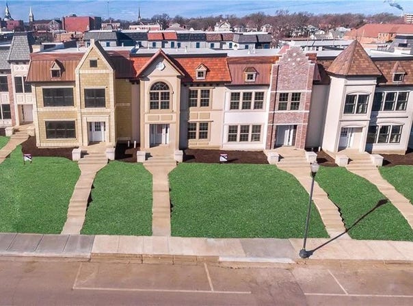 302 N Main Street, Independence, MO 64050