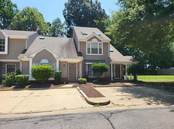 9 Madrone Pl, Hampton, VA 23666