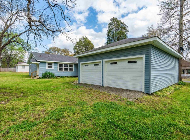 718 Baker Street, Malvern, AR 72104