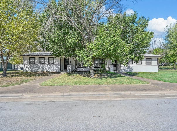 58 Pershing Drive, Denison, TX 75020