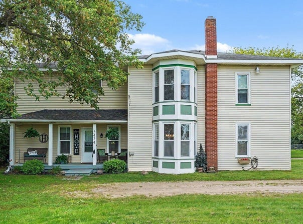 5434 E Deerfield Road, Mt Pleasant, MI 48858
