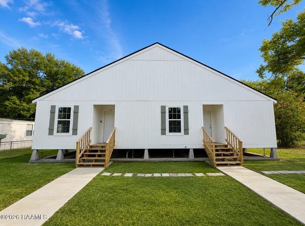 210 D Street, Duson, LA 70529