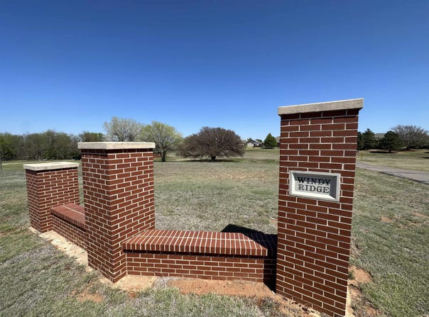 2 Post Road, Woodward, OK 73801