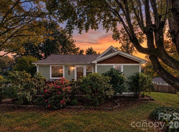 94 Pressley Avenue, Brevard, NC 28712