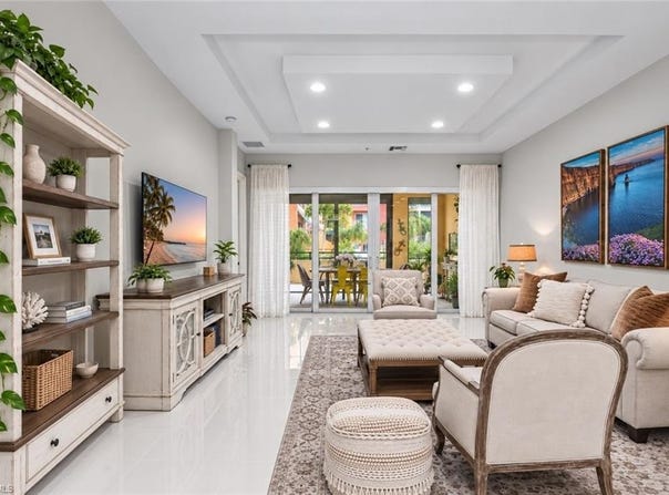 21460 Strada Nuova Cir, ESTERO, FL 33928
