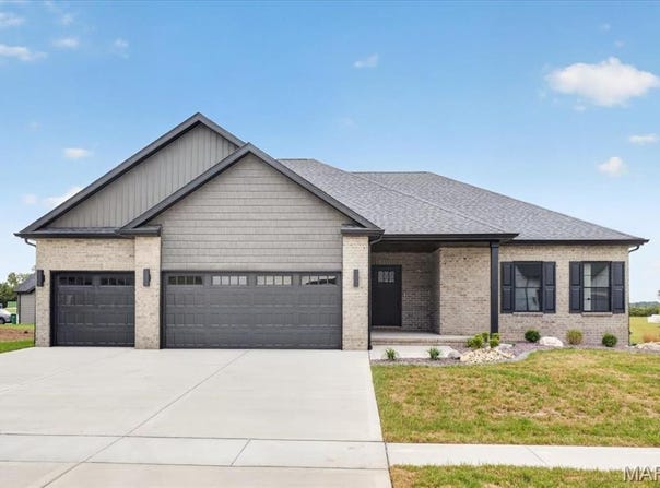 604 Tea Olive Boulevard, O'Fallon, IL 62269