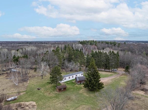 9942 E Fire Tower Rd, Lake Nebagamon, WI 54849