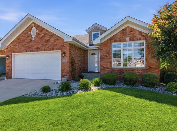 10877 Mathias Drive, St. John, IN 46373