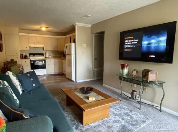 3208 F Redwood Ln, Gulf Breeze, FL 32563