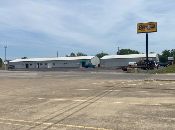 1700 W Main St., Robinson, IL 62454