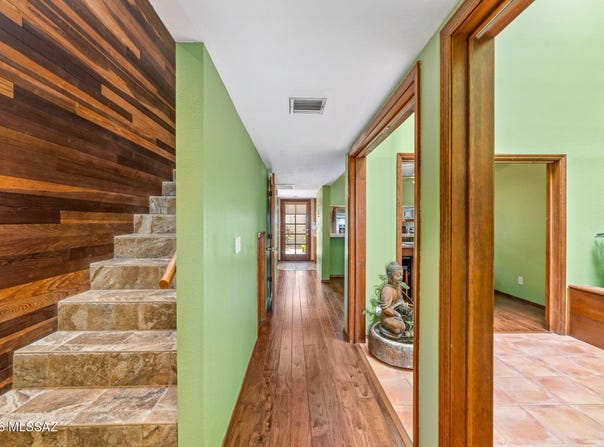 7832 N La Canada Drive, Tucson, AZ 85704
