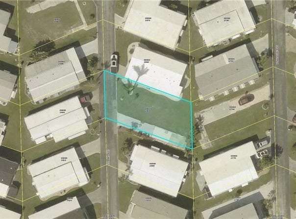 295 Dillard Avenue, Fort Myers, FL 33908