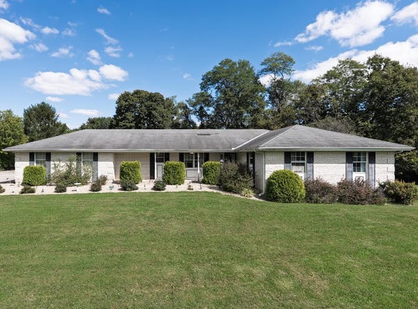 22014 Greenwood Drive, Lawrenceburg, IN 47025