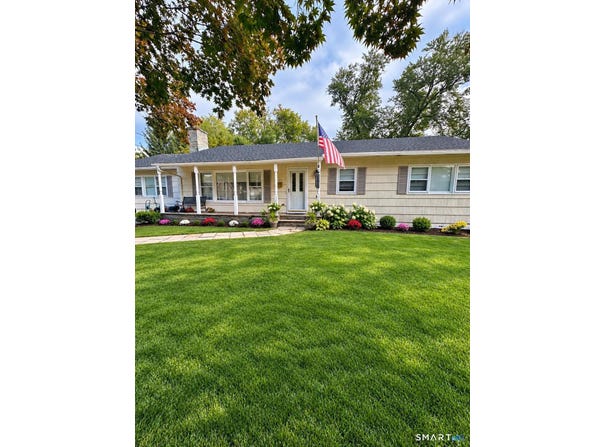 23 Clara Drive, Norwalk, CT 06851