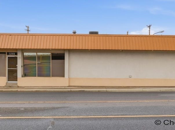 1208 E PERSHING BLVD, Cheyenne, WY 82001