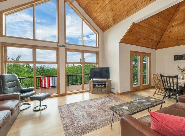178 Highlands Drive, Conway, NH 03838