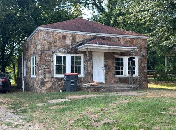 405 N 3rd Street, Ozark, AR 72949