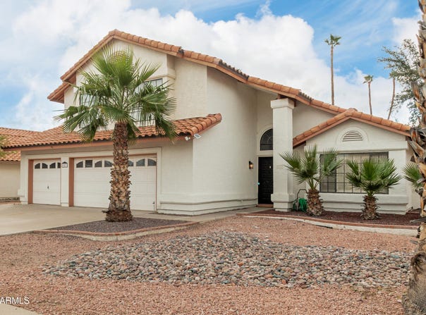 987 E DIVOT Drive, Tempe, AZ 85283