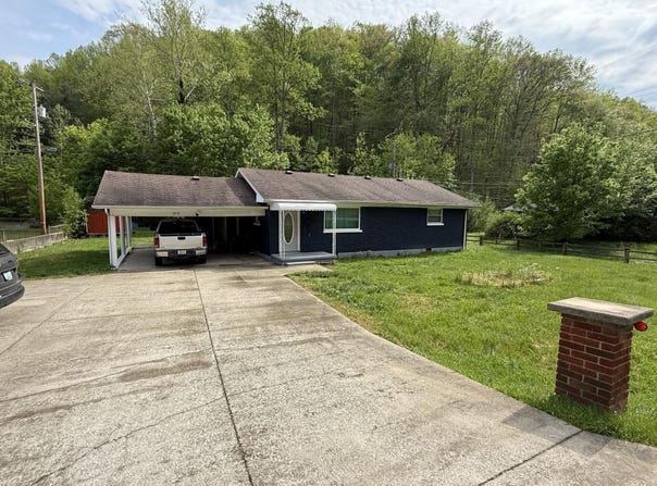3919 KY-40, Paintsville, KY 41240