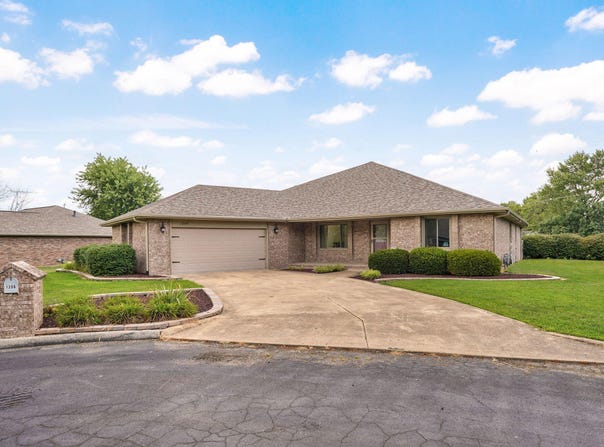 1206 Soleil Circle, Mountain Grove, MO 65711