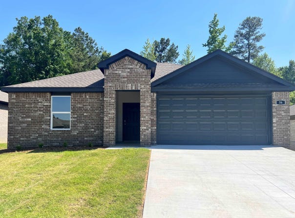 56 Wolfsbridge Loop, Cabot, AR 72023