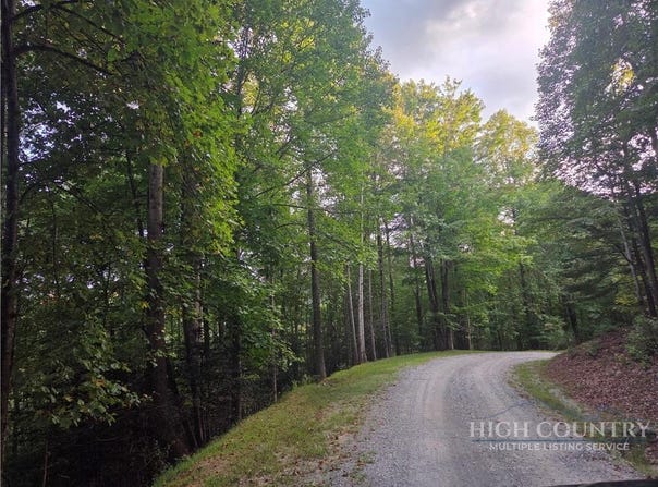Powder Horn Estates Drive lot: 111R, Deep Gap, NC 28618
