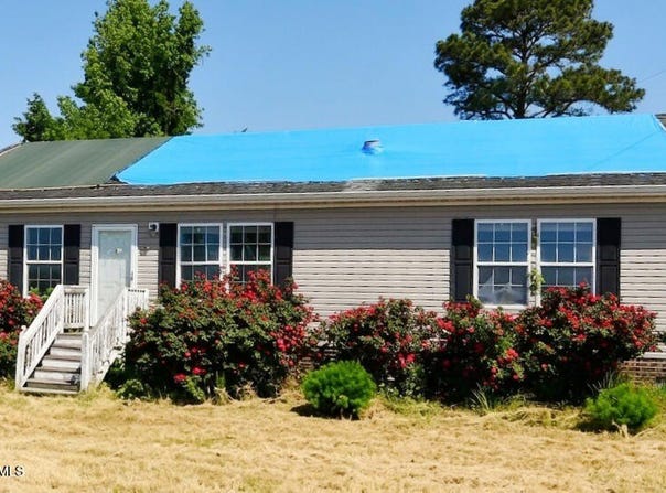 21 Grape Vine Landing, Columbia, NC 27925